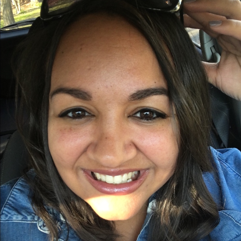 Meet your Posher, Marisa